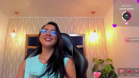 Snapshot of zoee_martins_ chatting on 02.11.26 Zoe 3 online show from 02.11.26