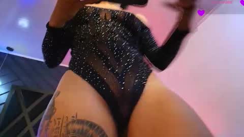 Snapshot of zoee_martins_ chatting on 02.24.26 Zoe 3 online show from 02.24.26