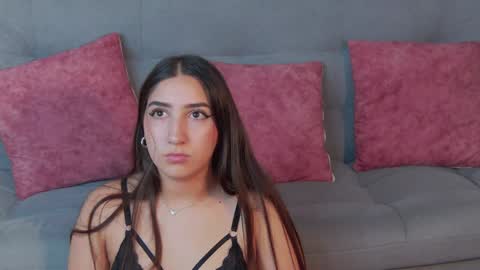 Zoe online show from 12.06.24