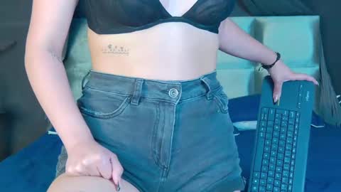 Zoe online show from 02.06.25