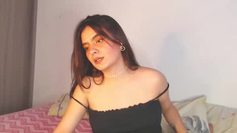 Zoee online show from 10.11.25