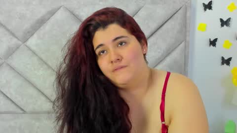 Snapshot of zoekley chatting on 01.15.25 Zoe Kley online show from 01.15.25