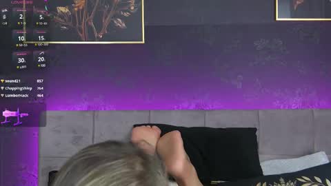 ZoeMesmerize online show from 12.17.24