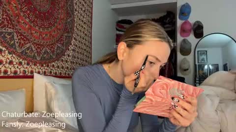 zoepleasing online show from 10.14.25