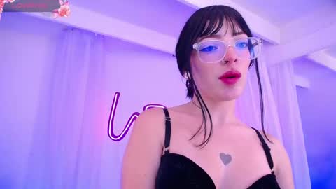 Zoe online show from 10.22.25