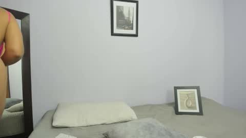 Isabella online show from 11.13.25