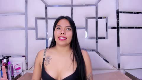 ZoeSwam online show from 01.18.25