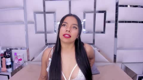 ZoeSwam online show from 01.22.25