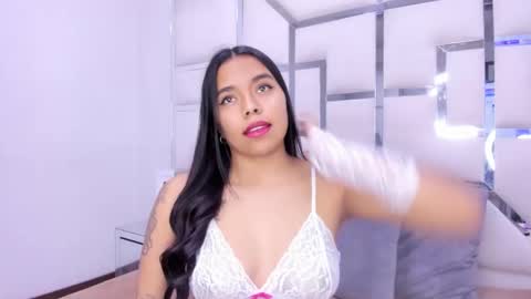 ZoeSwam online show from 02.07.25