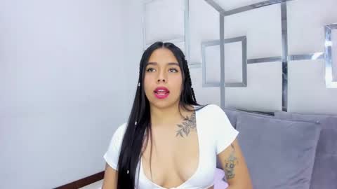 ZoeSwam online show from 02.23.25