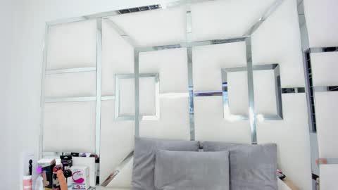 ZoeSwam online show from 03.01.25