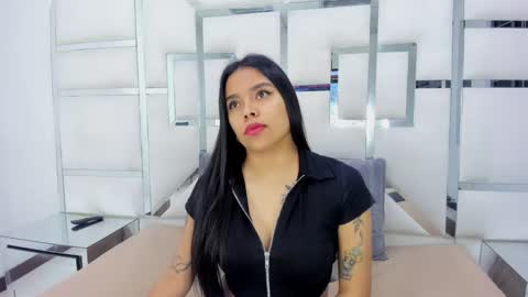 ZoeSwam online show from 03.08.25