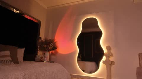 zoevidal_ online show from 11.06.25