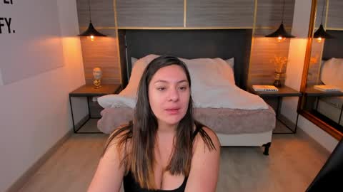 ZOE online show from 04.08.26