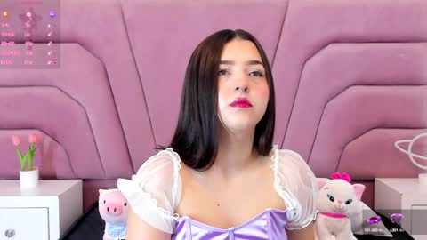 Snapshot of zoewillian chatting on 01.08.25 zoewillian online show from 01.08.25