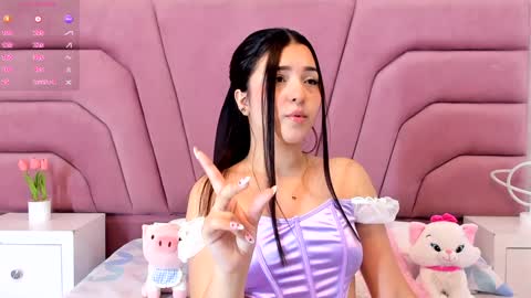 Snapshot of zoewillian chatting on 01.18.25 zoewillian online show from 01.18.25