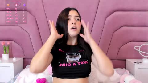 Snapshot of zoewillian chatting on 03.01.25 zoewillian online show from 03.01.25