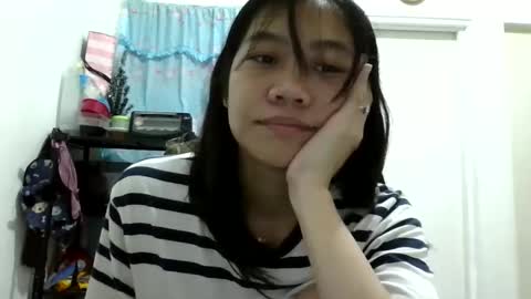 Snapshot of zoey_24 chatting on 02.24.25 zoey online show from 02.24.25