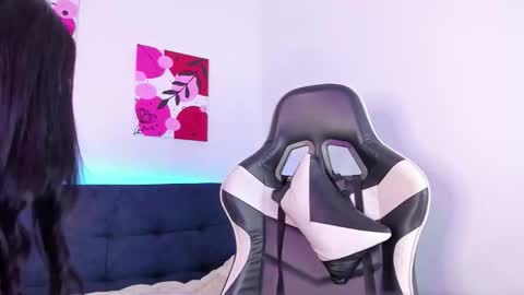 Valeria online show from 10.17.25