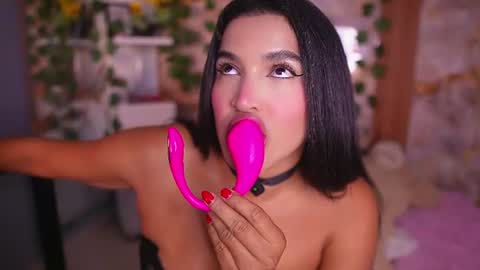 zoey fox  online show from 06.10.26