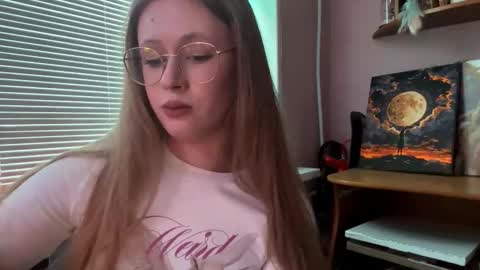 Snapshot of zofiahoetger chatting on 02.19.26 Lisa online show from 02.19.26