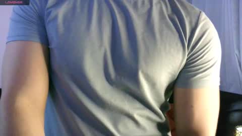 Snapshot of zohan_haidar chatting on 02.19.25 ZohanMohamed online show from 02.19.25