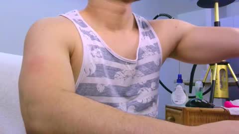 Snapshot of zohan_haidar chatting on 11.26.25 ZohanMohamed online show from 11.26.25