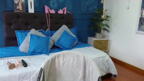 CALL ME    Z O H E T  online show from 03.20.26