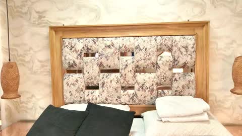 zoley  online show from 02.28.26