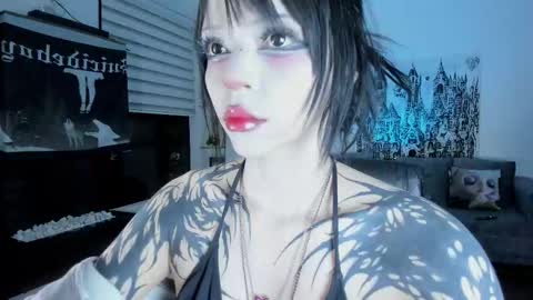 Snapshot of zombieeporcelainex chatting on 03.03.26 SOPHIE online show from 03.03.26