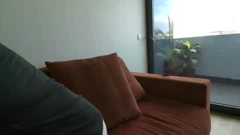 Snapshot of zoomdue chatting on 11.01.25 Velesk online show from 11.01.25