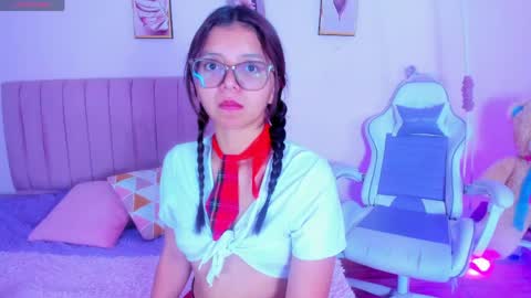 Zoe online show from 04.06.26