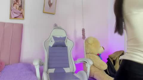 Zoe online show from 04.15.26