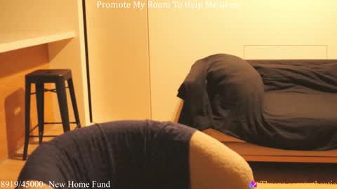 Snapshot of zorosgiirl chatting on 09.30.25  Birthday Stream - Dec 5 online show from 09.30.25