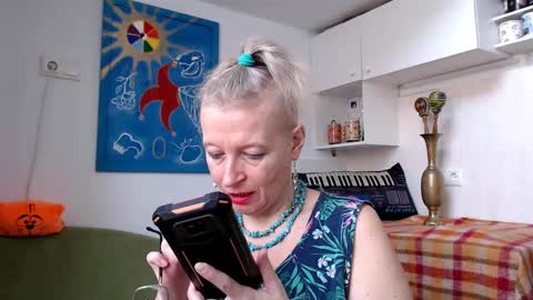 Snapshot of zosya1111 chatting on 02.22.25 Zosya1111 online show from 02.22.25