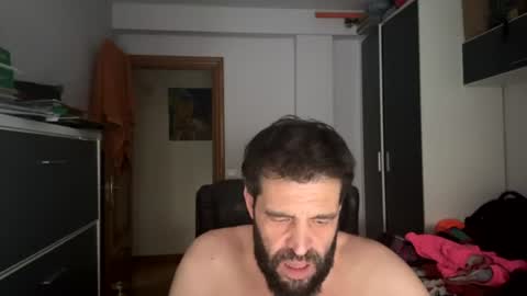 Snapshot of zurdineno chatting on 07.16.26 zurdineno online show from 07.16.26