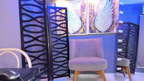 zury_sofia online show from 04.15.26