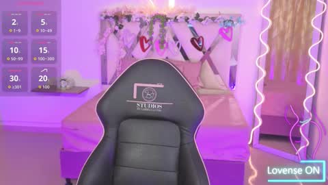 ZURY   online show from 10.04.25