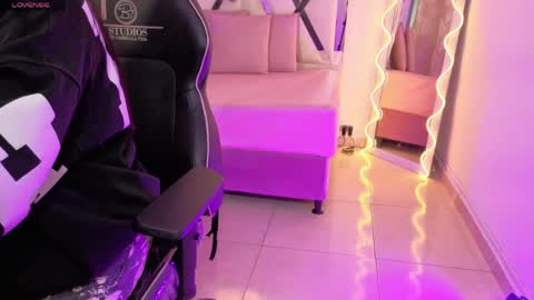 ZURY   online show from 04.14.26