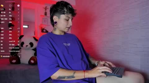 Snapshot of zuryramirez_ chatting on 09.18.25 Zury Ramirez online show from 09.18.25