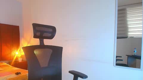 Zuzana21 online show from 09.29.25