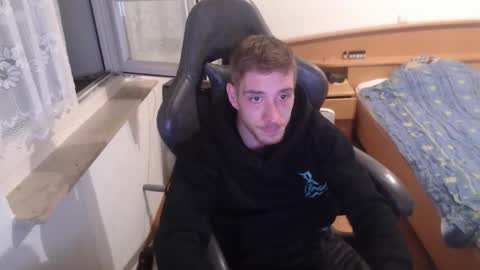 Zuzmoe online show from 11.07.25