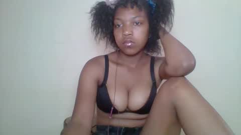 zyraelle_01 online show from 05.05.26