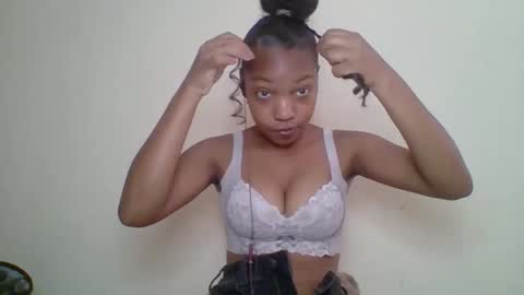 zyraelle_01 online show from 05.11.26