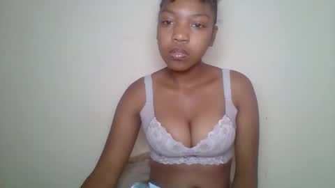 zyraelle_01 online show from 05.16.26