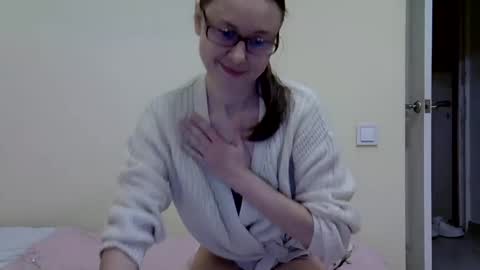 Zyuhre online show from 12.03.24