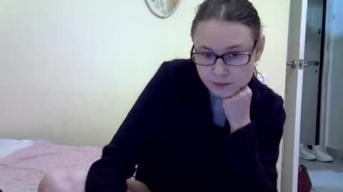 Zyuhre online show from 12.07.24