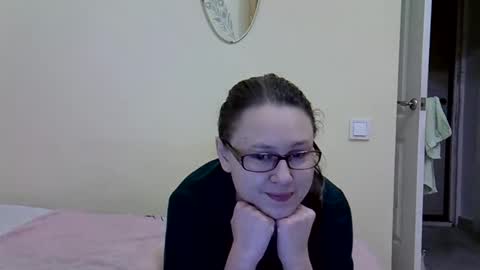 Zyuhre online show from 02.02.25