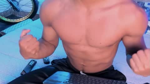 Snapshot of zyzz_1812 chatting on 10.29.25 zyzz_1812 online show from 10.29.25