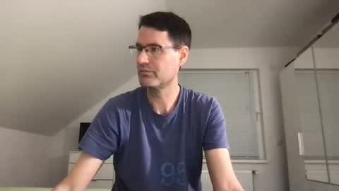 Snapshot of zzz123_cam chatting on 11.09.25 zzz123_cam online show from 11.09.25